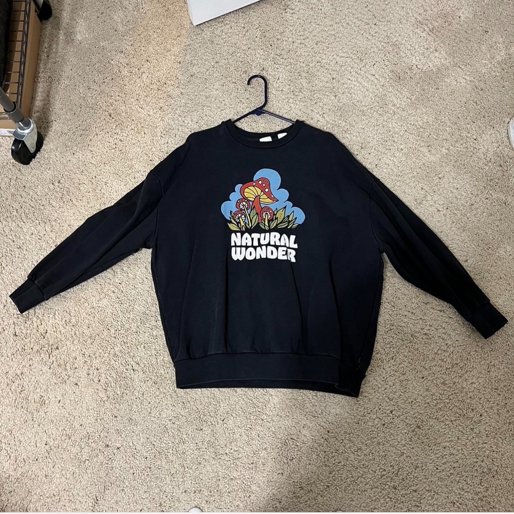 Levi's Oversized Pullover Sweatshirt - image 1